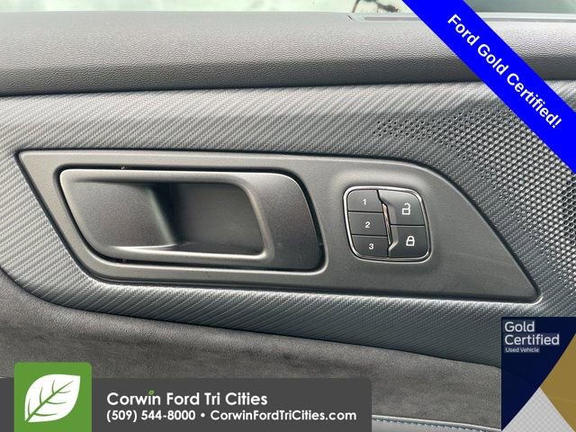 Used 2024 Ford Mustang Dark Horse image 18