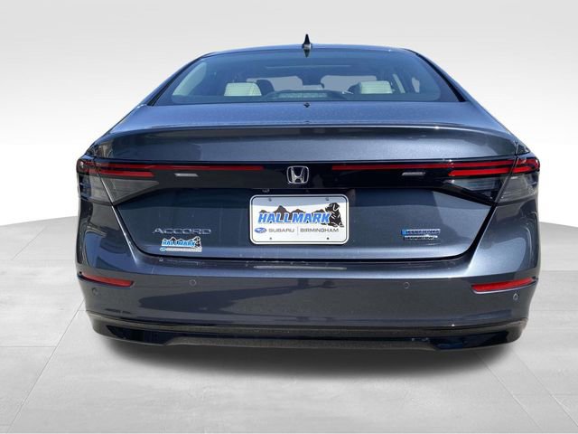 Used 2024 Honda Accord Touring image 3