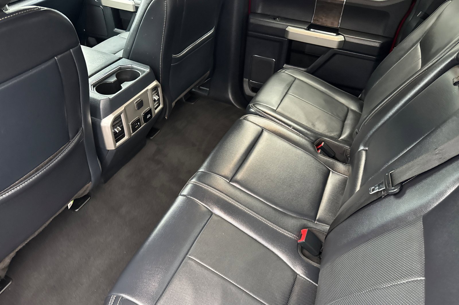 Certified 2022 Ford F250 Lariat w/ Lariat Ultimate Package image 13