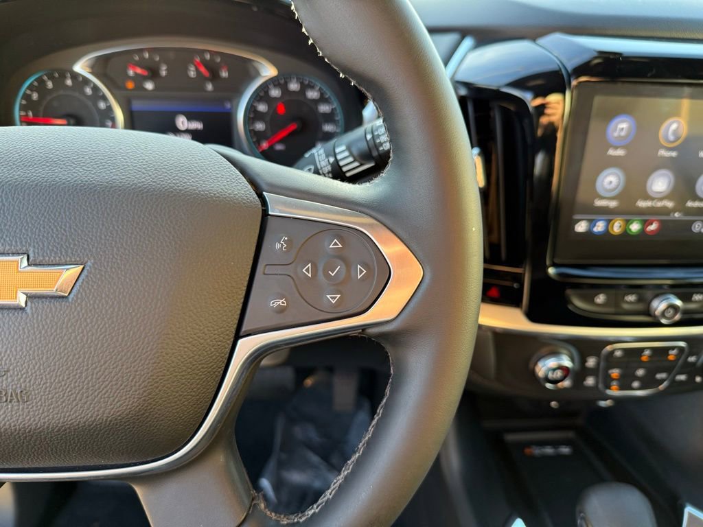 Used 2023 Chevrolet Traverse LT image 21