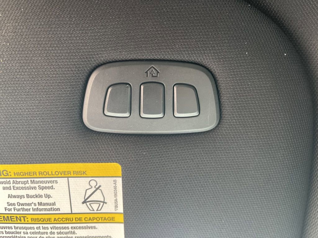 Used 2022 Ford F150 Lariat w/ Max Trailer Tow Package image 28