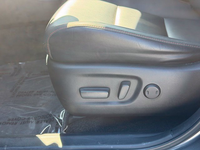 Used 2017 Toyota RAV4 SE w/ Advanced Technology Package AWD/4WD image 19