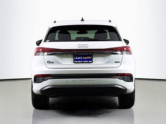 Used 2024 Audi Q4 e-tron Prestige image 6