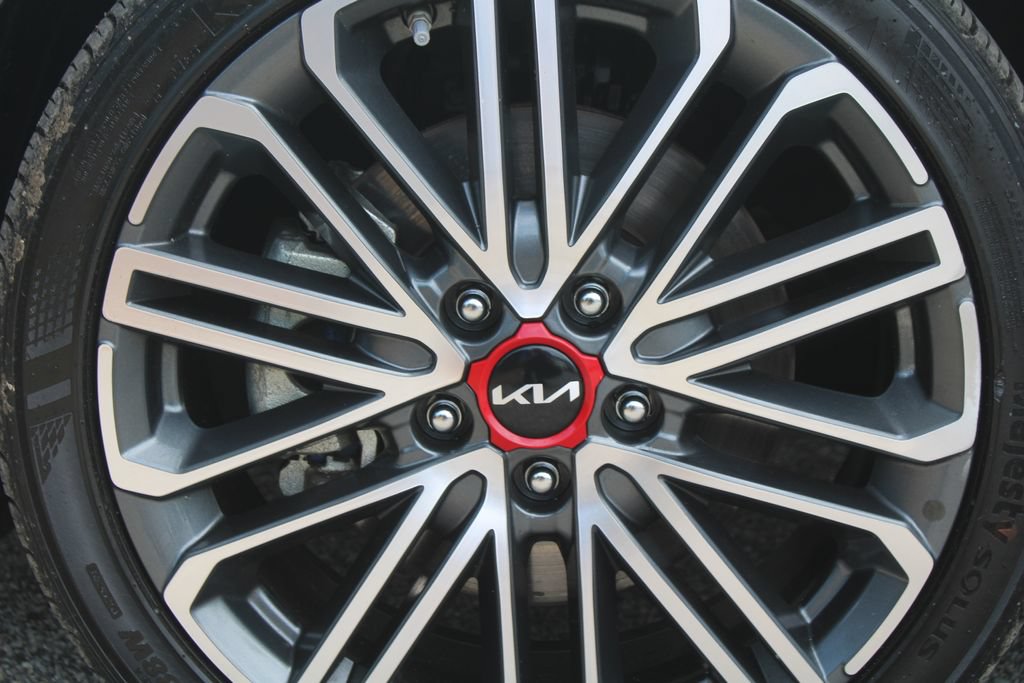 Certified 2023 Kia Forte GT w/ GT2 Package FWD image 17