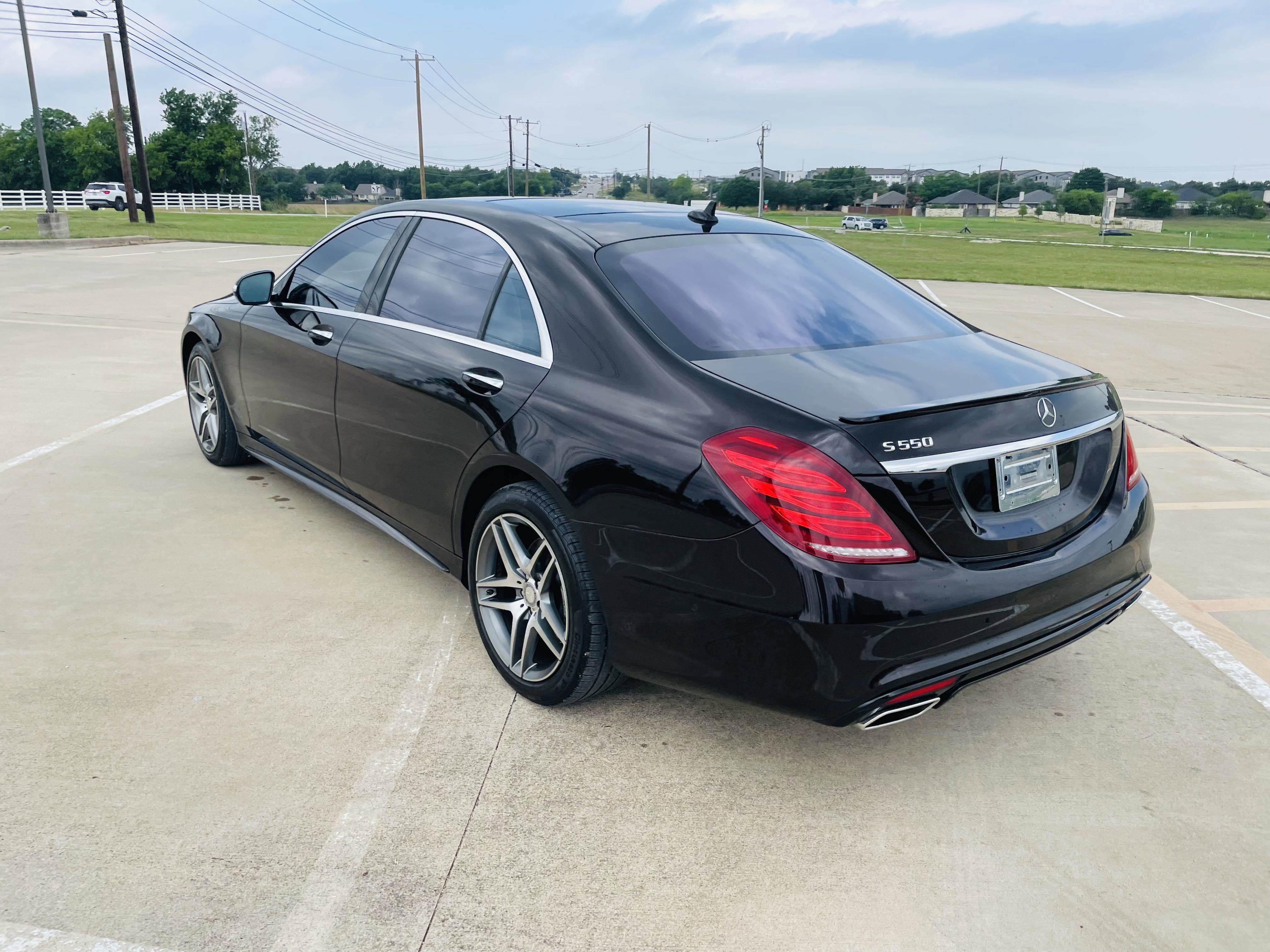 Used 2015 Mercedes-Benz S 550 Sedan image 3