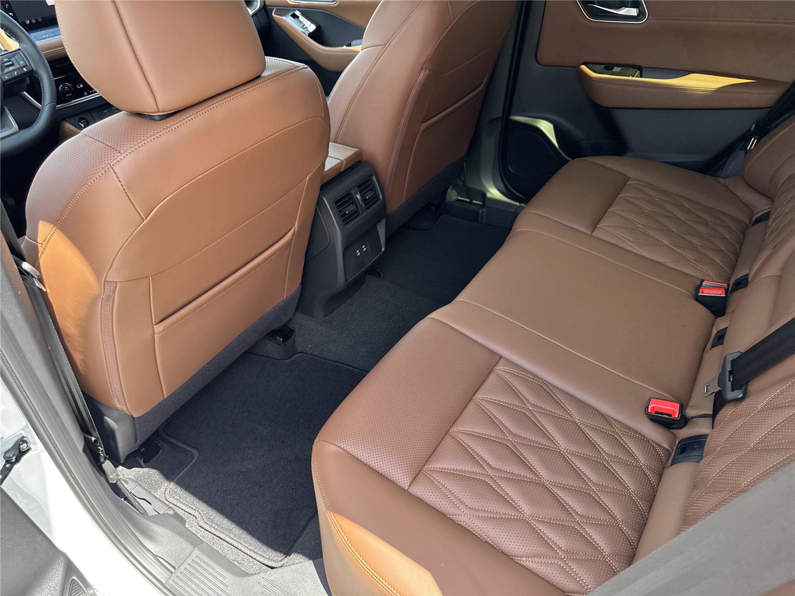 New 2026 Nissan Rogue Platinum AWD/4WD image 29