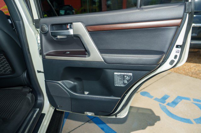Used 2020 Toyota Land Cruiser Heritage Edition AWD/4WD image 23