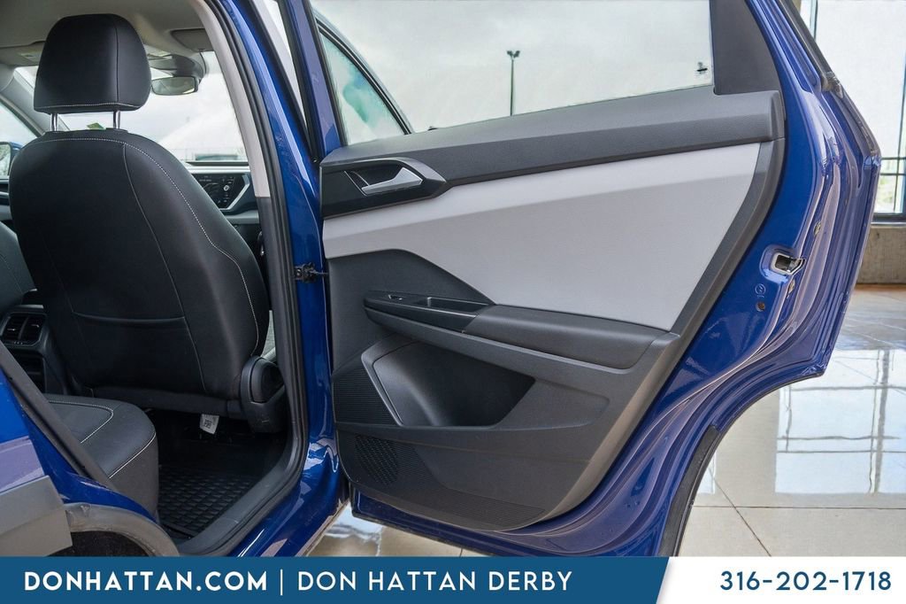 Used 2023 Volkswagen Taos SE AWD/4WD image 22