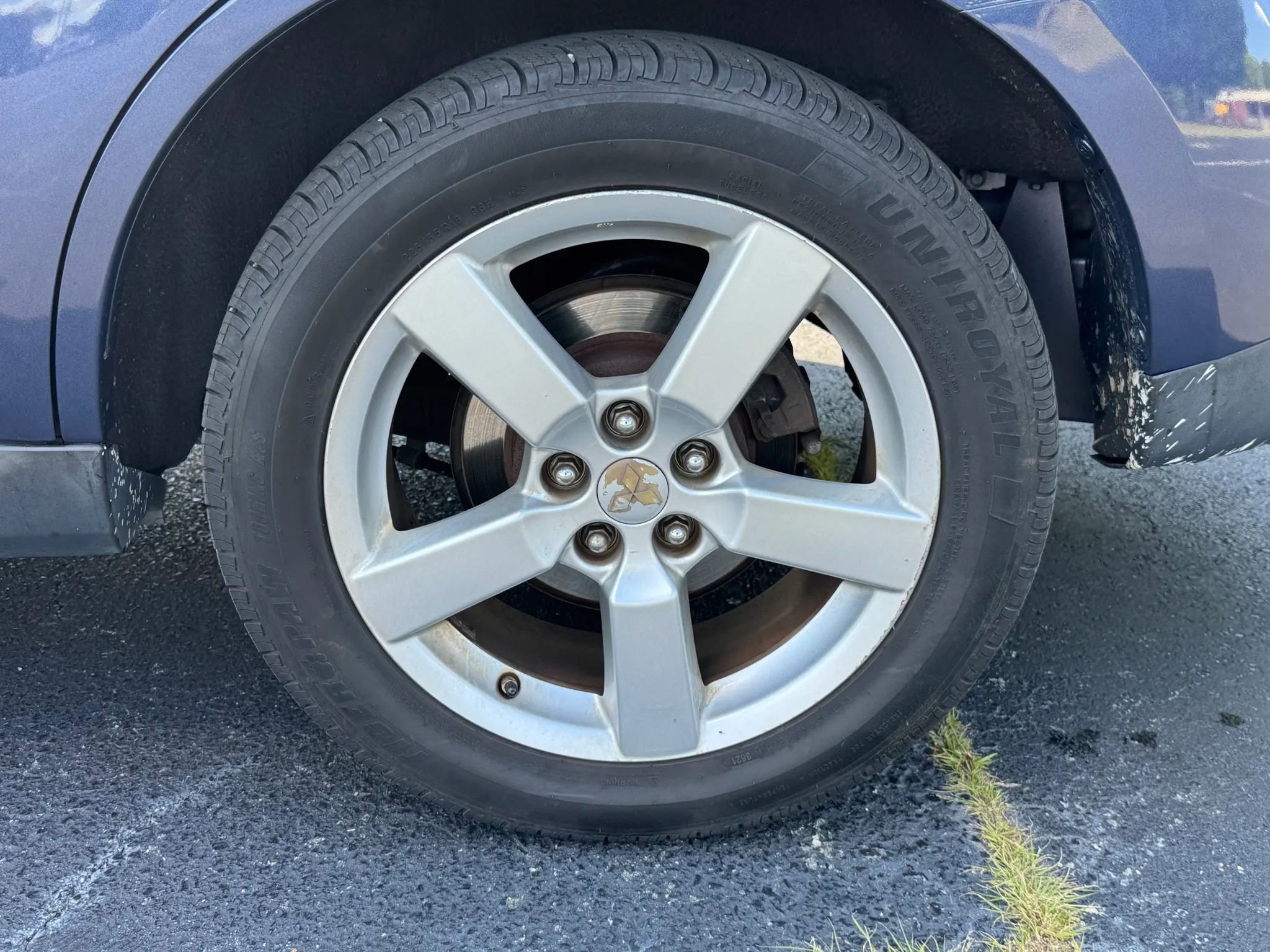 Used 2009 Mitsubishi Outlander XLS AWD/4WD image 3