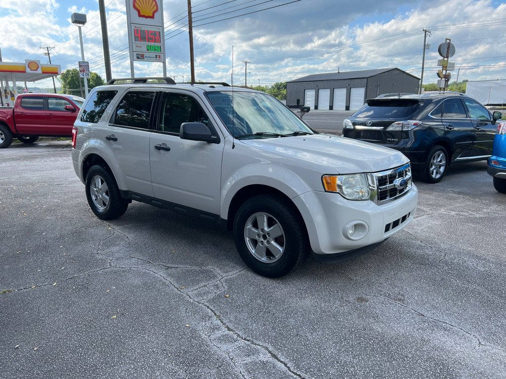 Used 2010 Ford Escape XLT FWD image 5