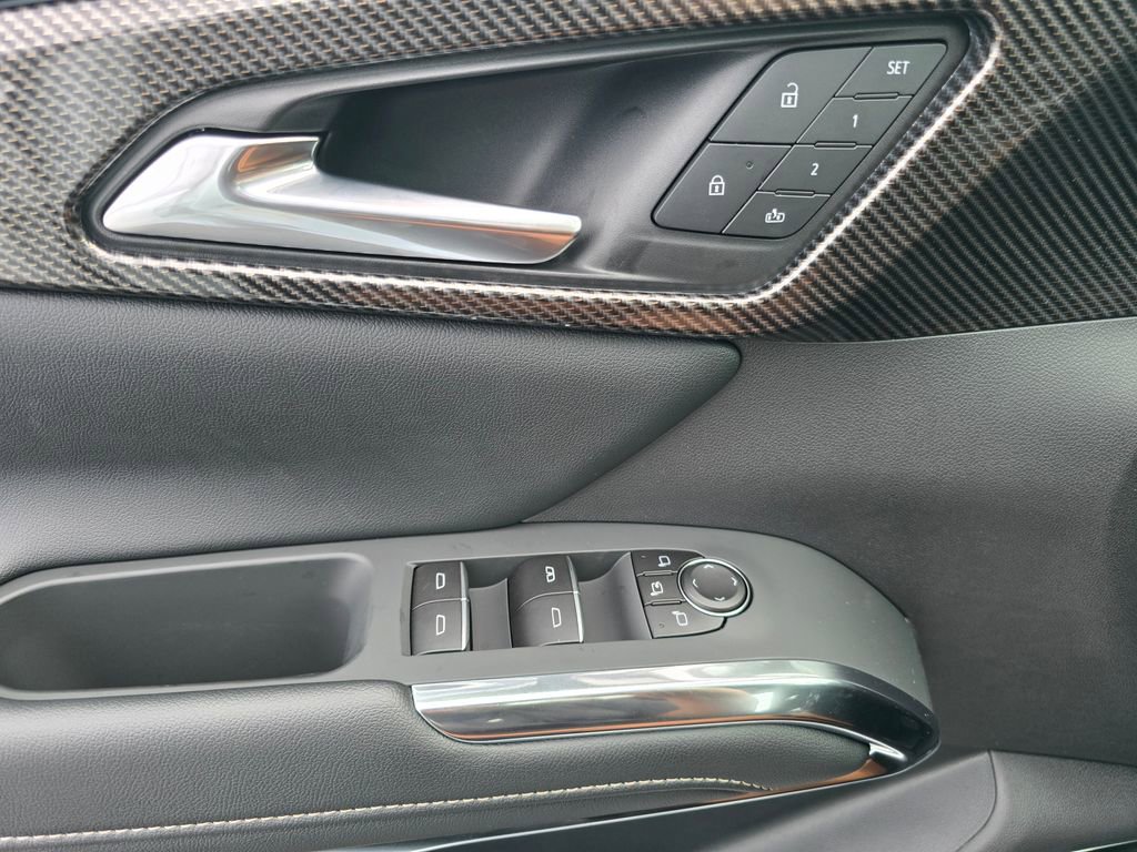 New 2026 Chevrolet Traverse High Country image 17