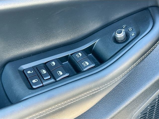 Used 2024 Jeep Grand Cherokee Laredo X AWD/4WD image 17