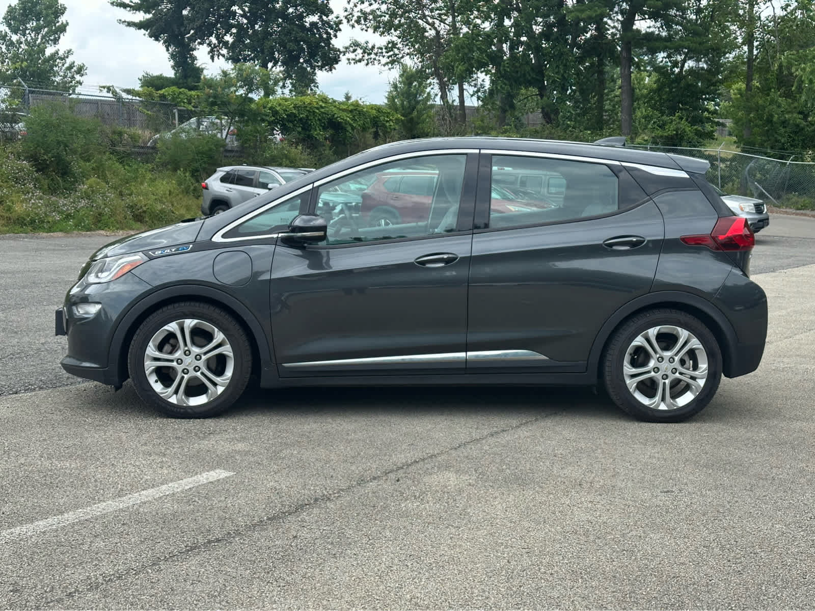 Used 2017 Chevrolet Bolt LT FWD image 4