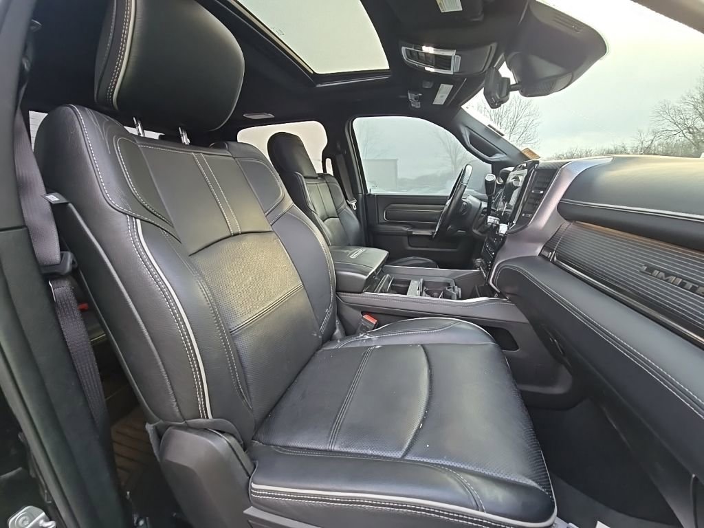 Used 2021 RAM 2500 Limited image 21