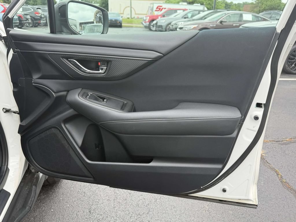 Used 2020 Subaru Outback Premium AWD/4WD image 10