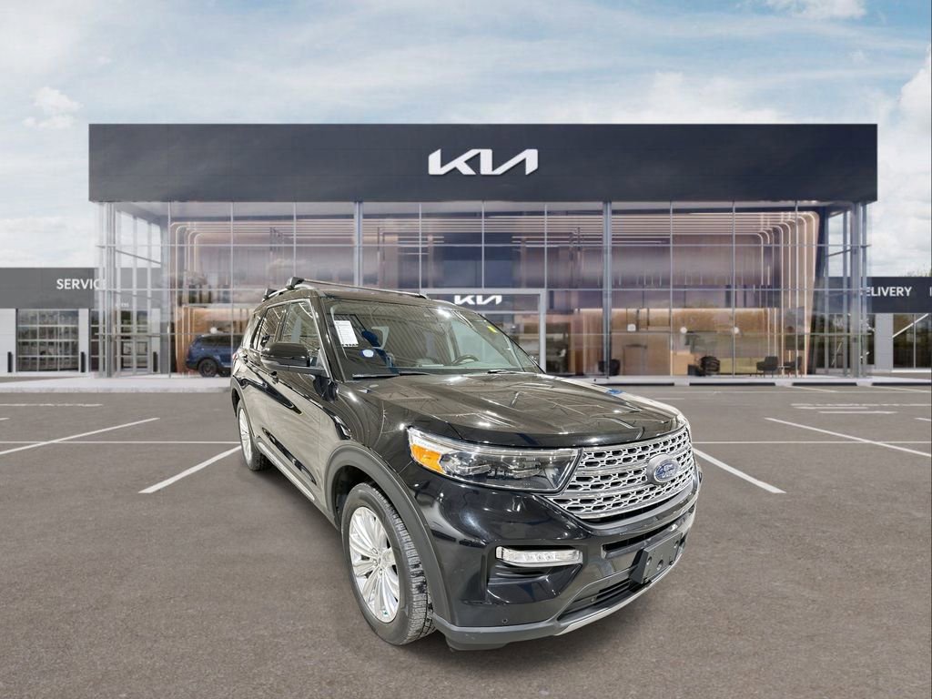 Used 2021 Ford Explorer Limited w/ Equipment Group 301A image 2