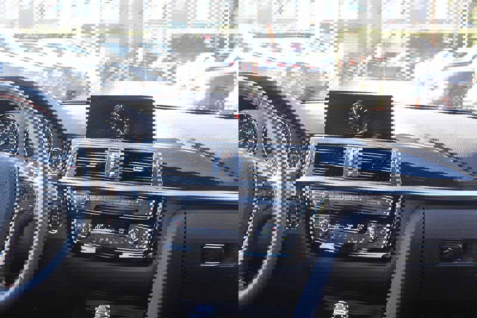 Used 2017 BMW 330i Sedan image 13