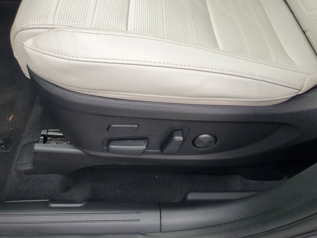 Used 2022 Kia Telluride SX w/ SX Prestige Package image 28