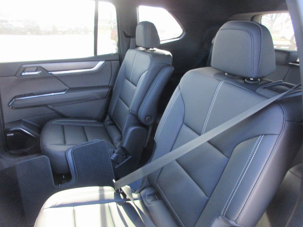 New 2026 GMC Acadia Elevation w/ Black Edition FWD image 14