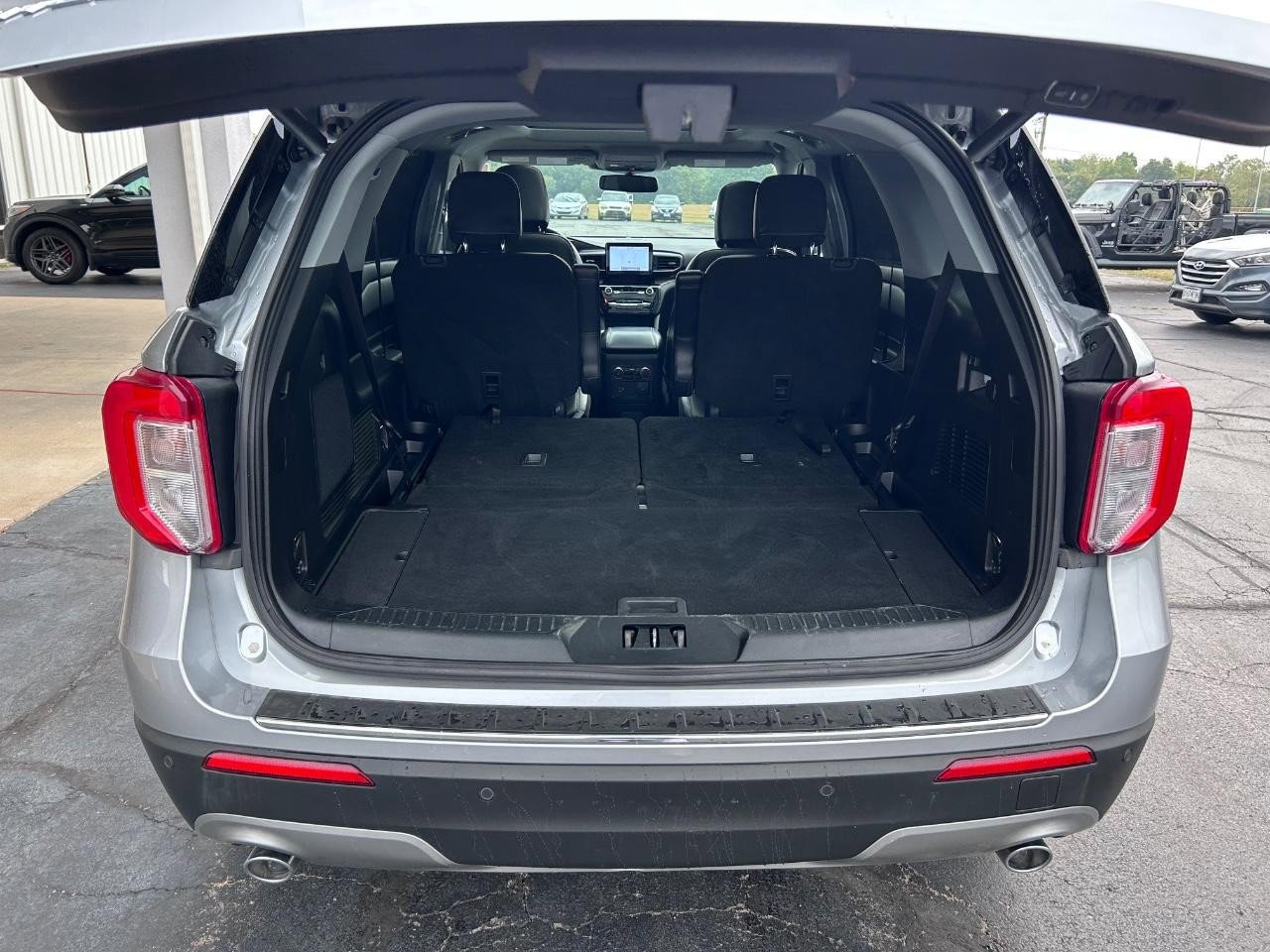 Used 2022 Ford Explorer Limited image 5