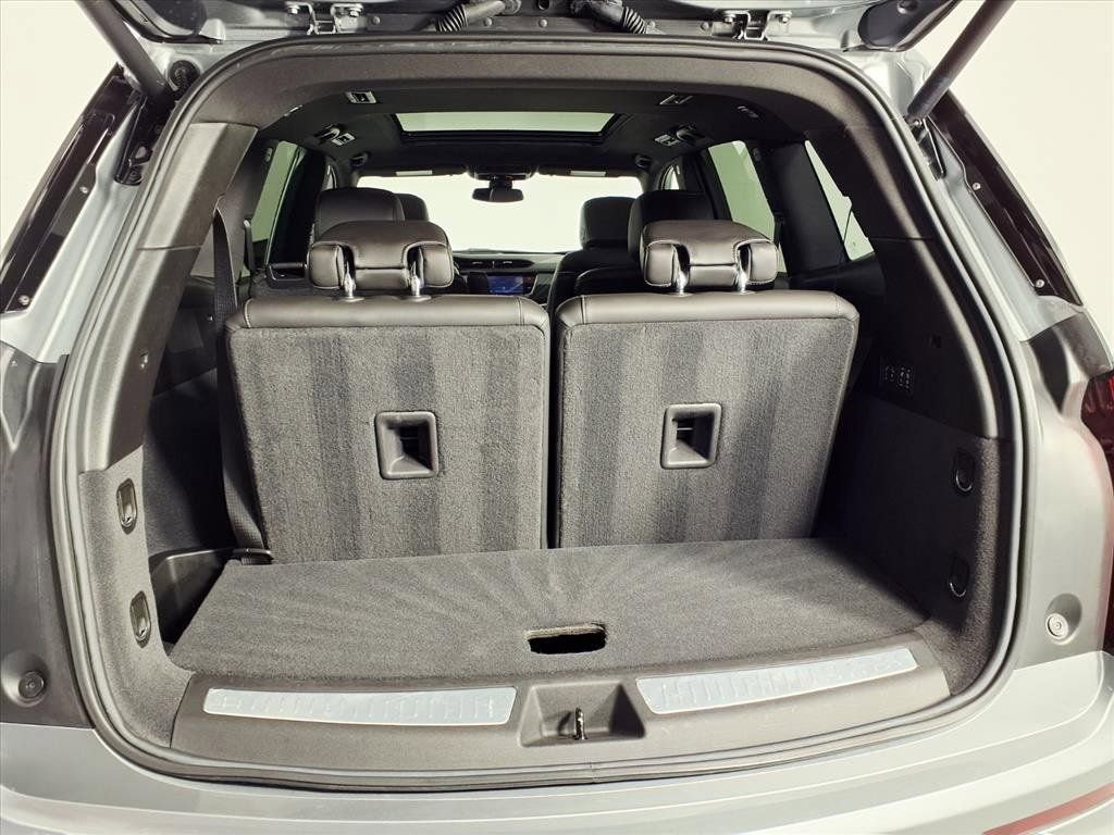 Certified 2025 Cadillac XT6 Premium Luxury image 14