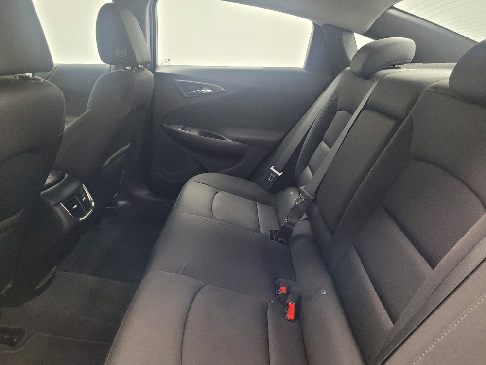 Used 2021 Chevrolet Malibu LT FWD image 18