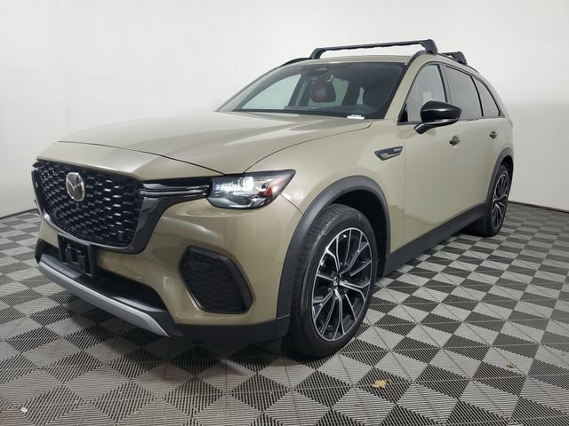 Certified 2025 MAZDA CX-70 Plug-In Hybrid w/ Premium Plus AWD/4WD image 3