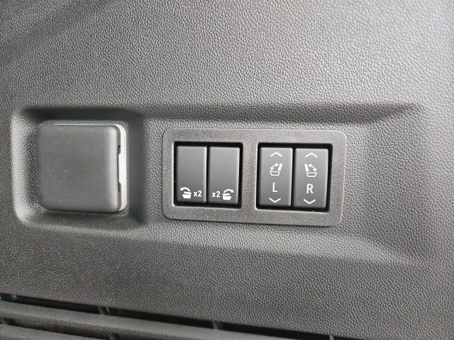 New 2026 GMC Yukon Elevation w/ Elevation Premium Package AWD/4WD image 19