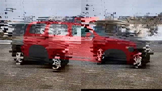 Used 2011 Chevrolet HHR LT image 9