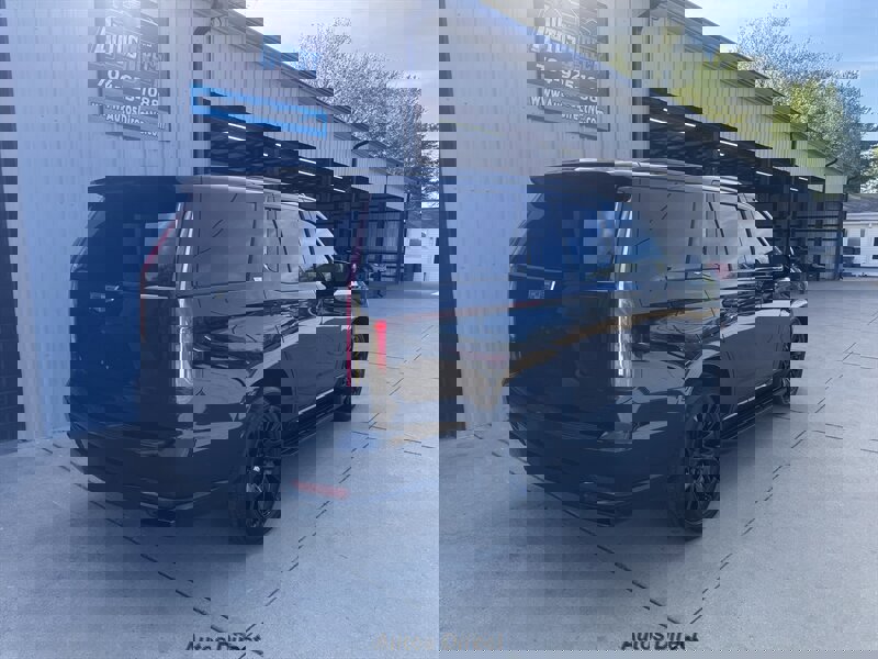 Used 2021 Cadillac Escalade Sport w/ Driver Assist Tech Package image 15