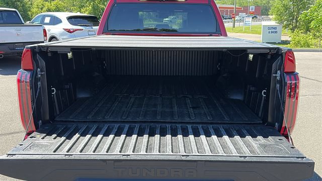 Used 2023 Toyota Tundra Platinum AWD/4WD image 28