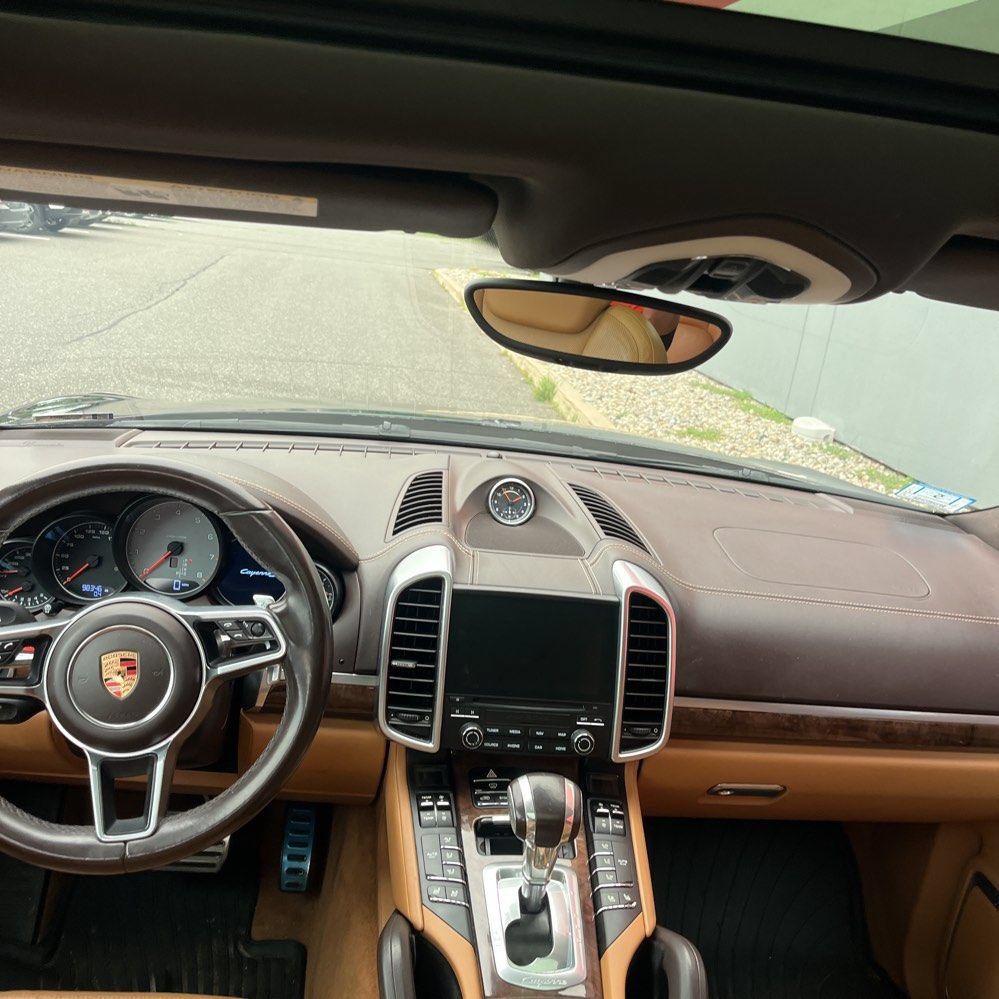 Used 2017 Porsche Cayenne S AWD/4WD image 16