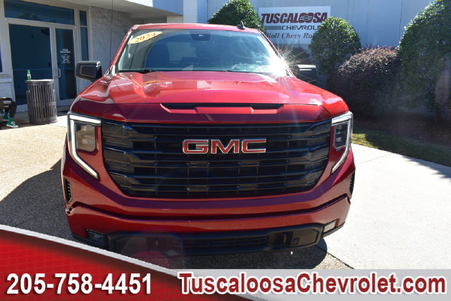 Used 2024 GMC Sierra 1500 Elevation w/ X31 Off-Road Package AWD/4WD image 4
