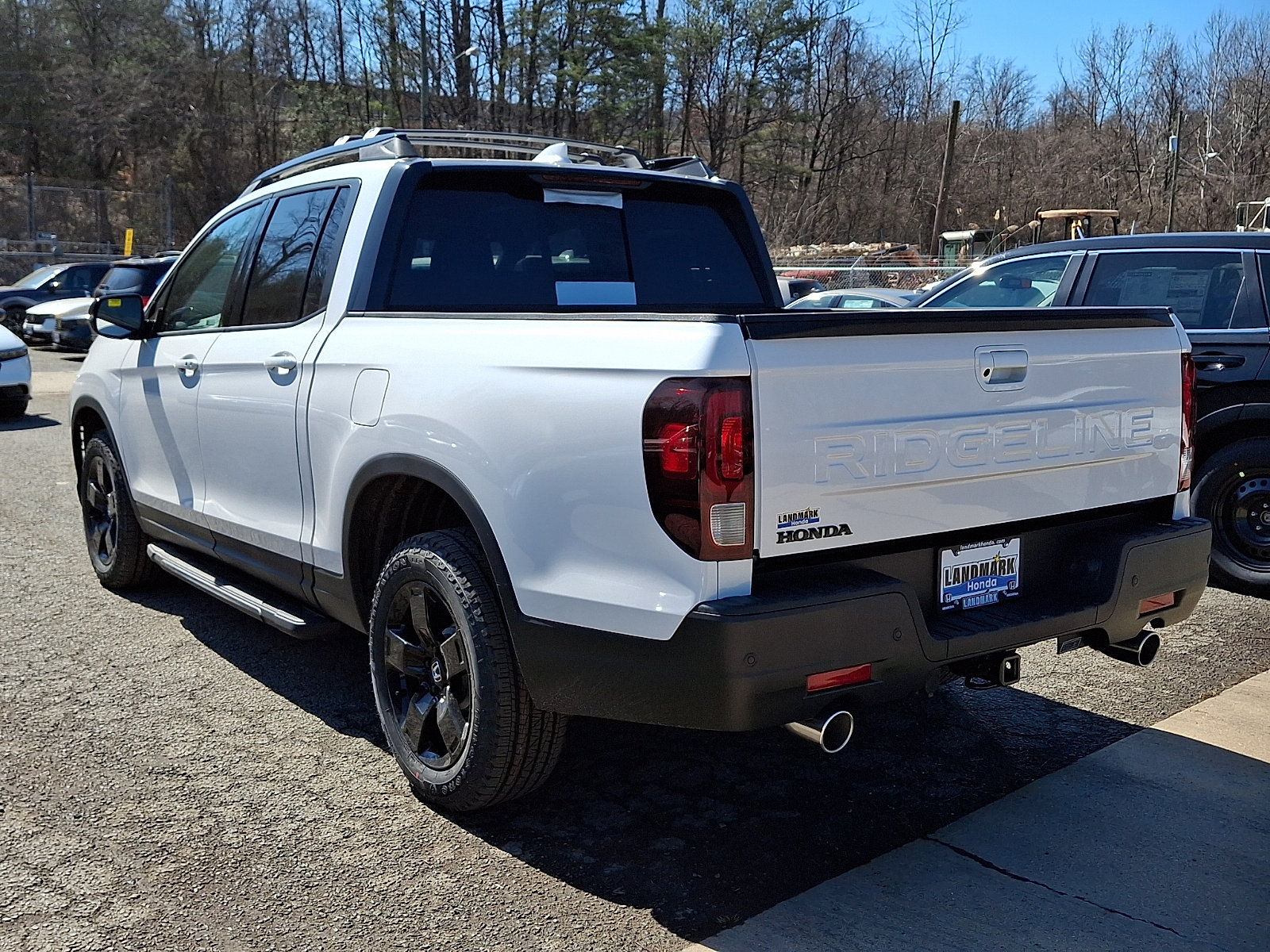 New 2026 Honda Ridgeline Black Edition image 4