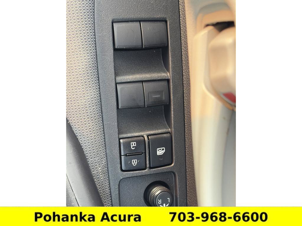 Used 2025 Toyota Corolla LE w/ LE Premium Package FWD image 18