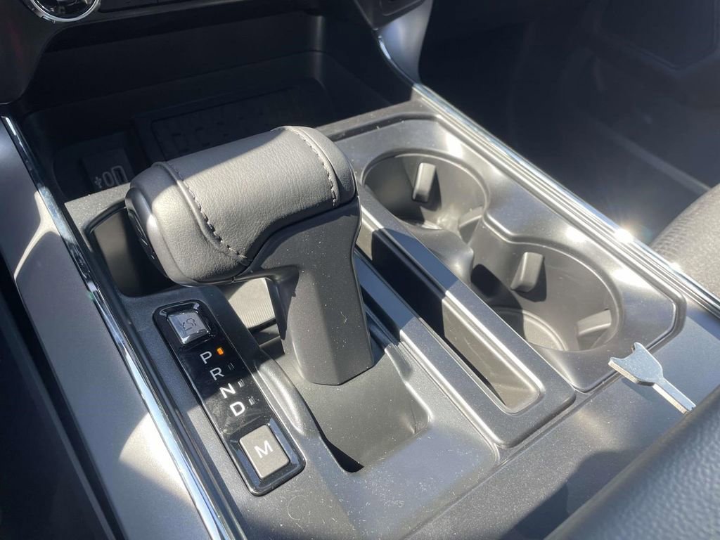 New 2025 Ford F150 XLT w/ Equipment Group 302A MID image 6