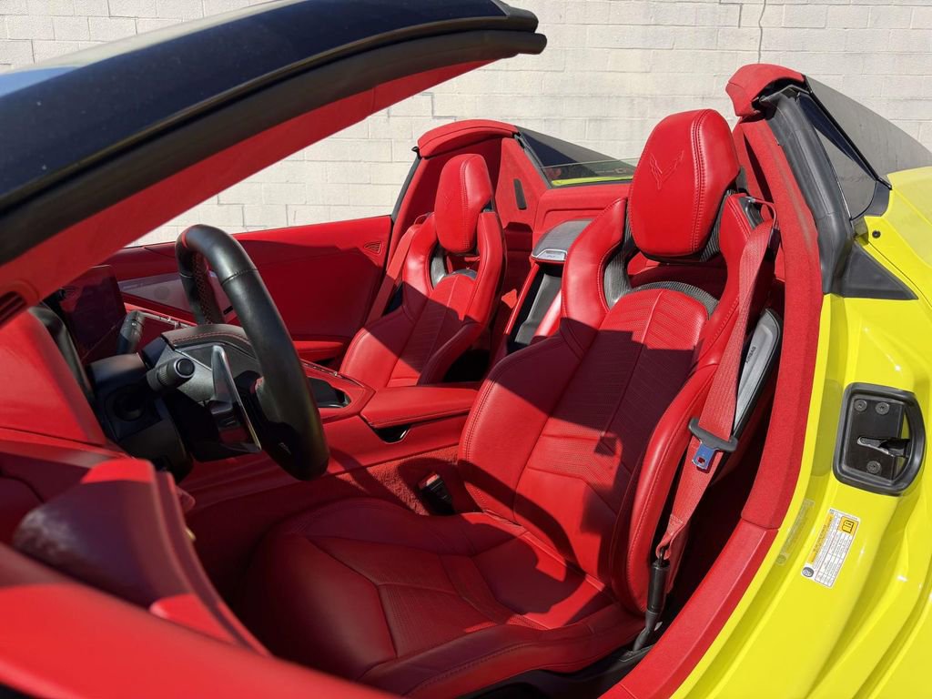 Used 2023 Chevrolet Corvette Stingray Premium Conv w/ 3LT image 17