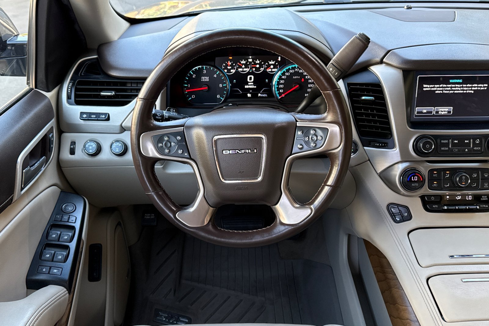 Used 2019 GMC Yukon Denali w/ Denali Ultimate Package AWD/4WD image 18
