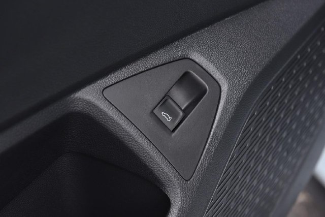 New 2026 Volkswagen Jetta GLI Autobahn FWD image 9