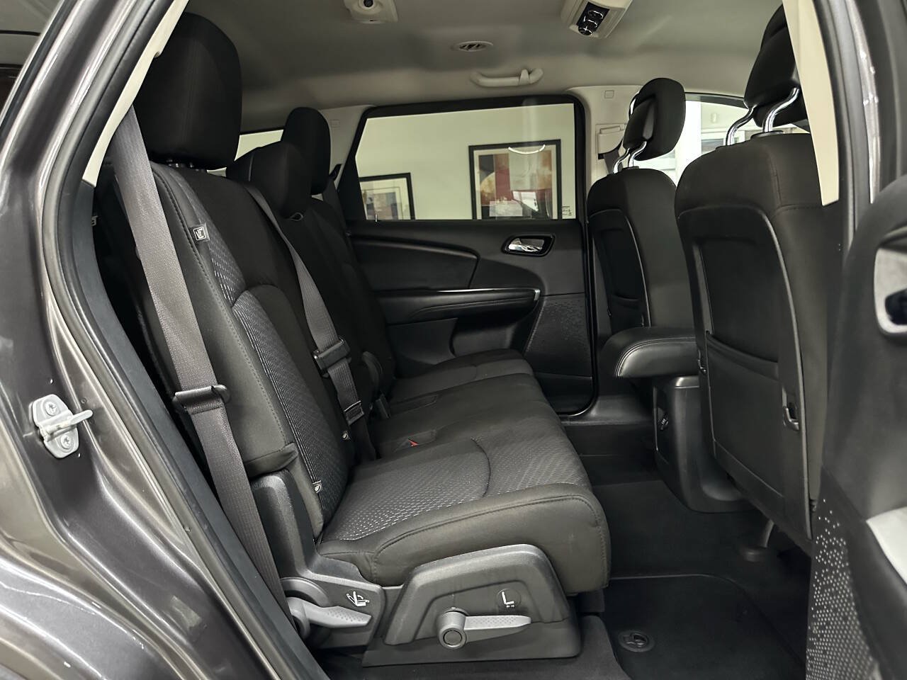 Used 2019 Dodge Journey SE w/ Premium Group FWD image 17