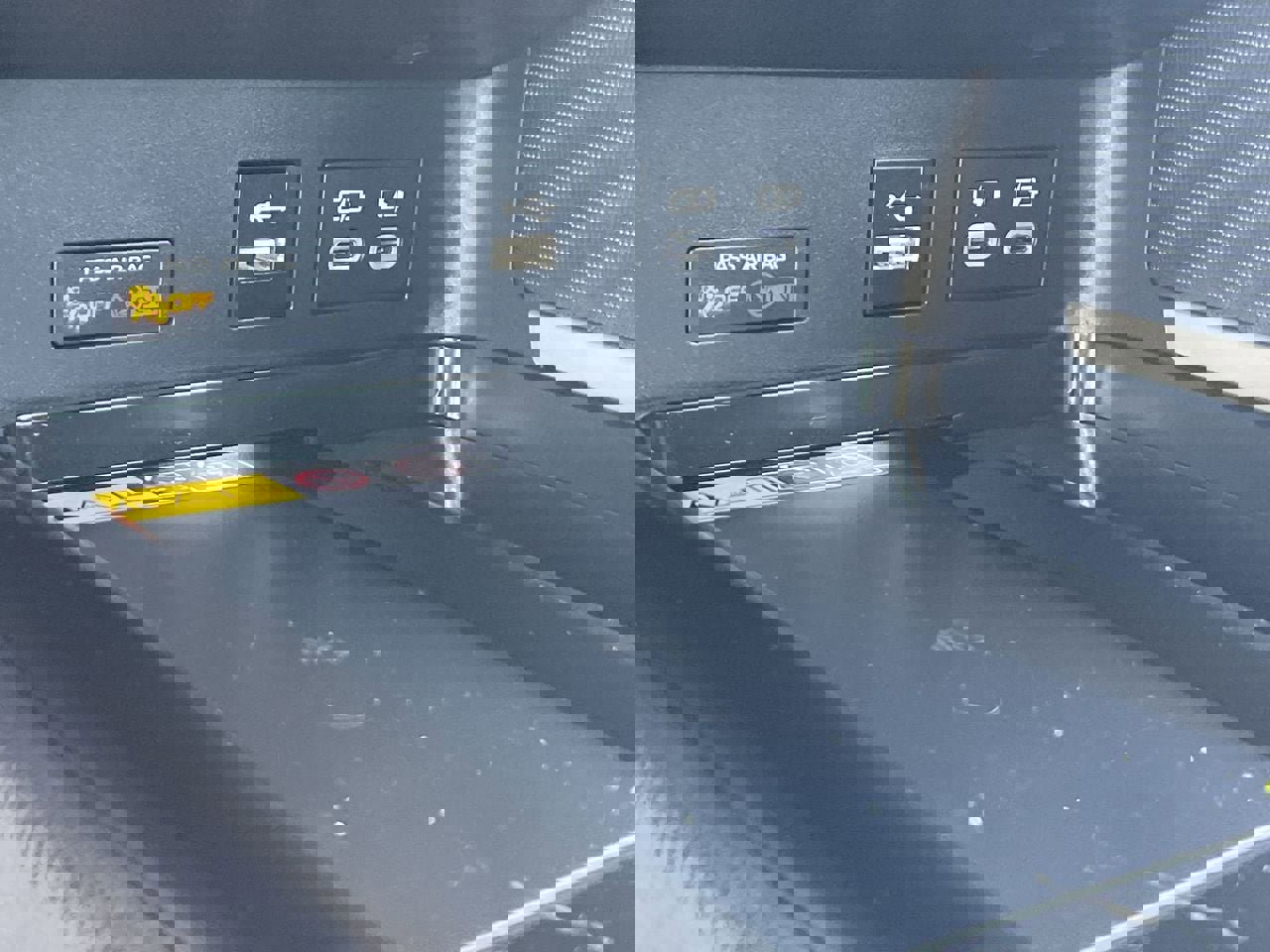 Used 2026 Toyota Camry SE w/ Convenience Package FWD image 27