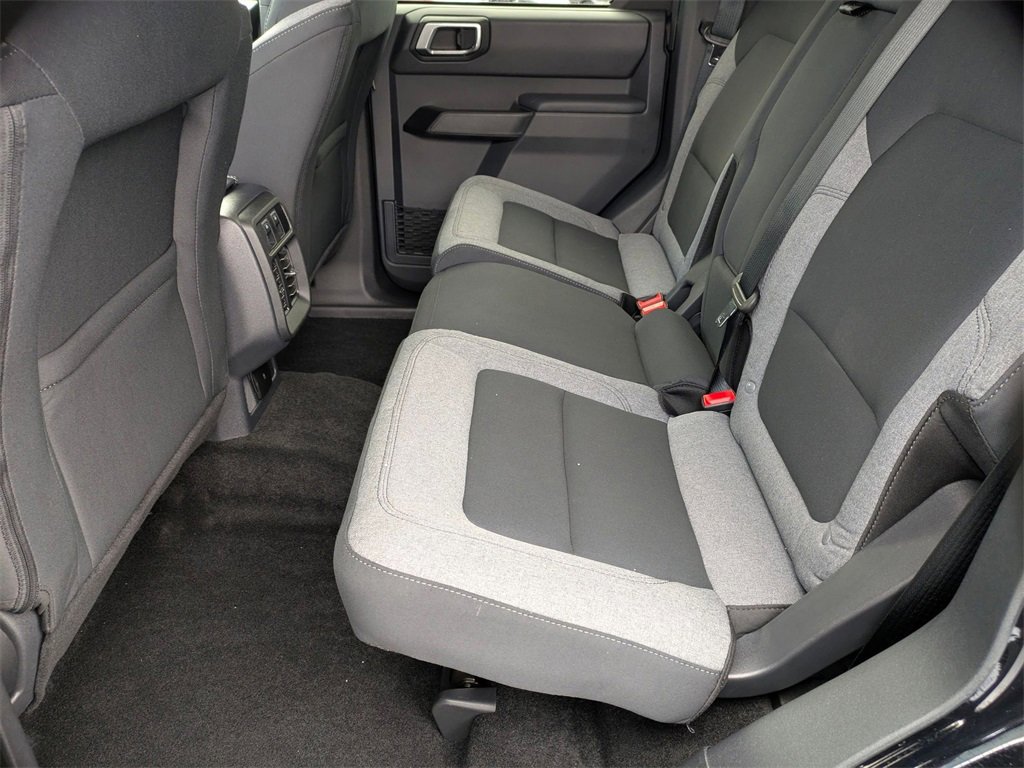 Used 2025 Ford Bronco Big Bend image 16