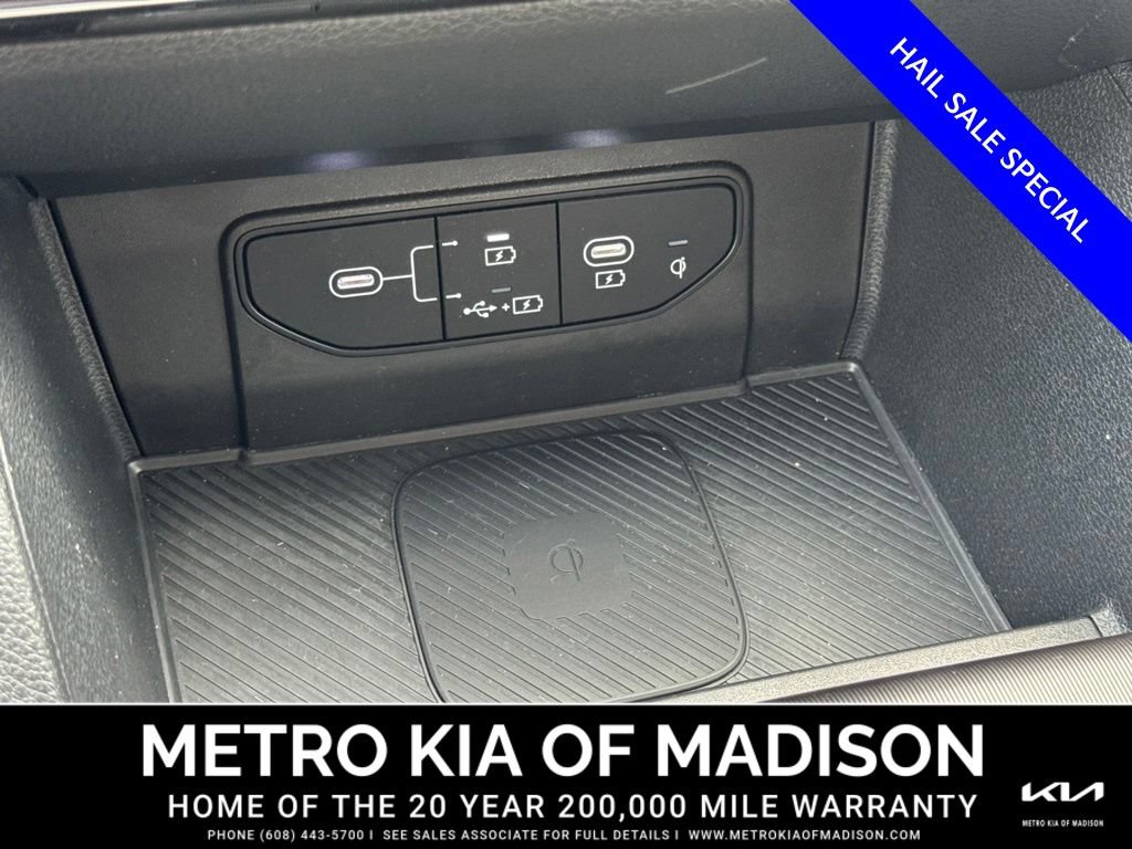 Used 2026 Kia Sportage EX FWD image 24