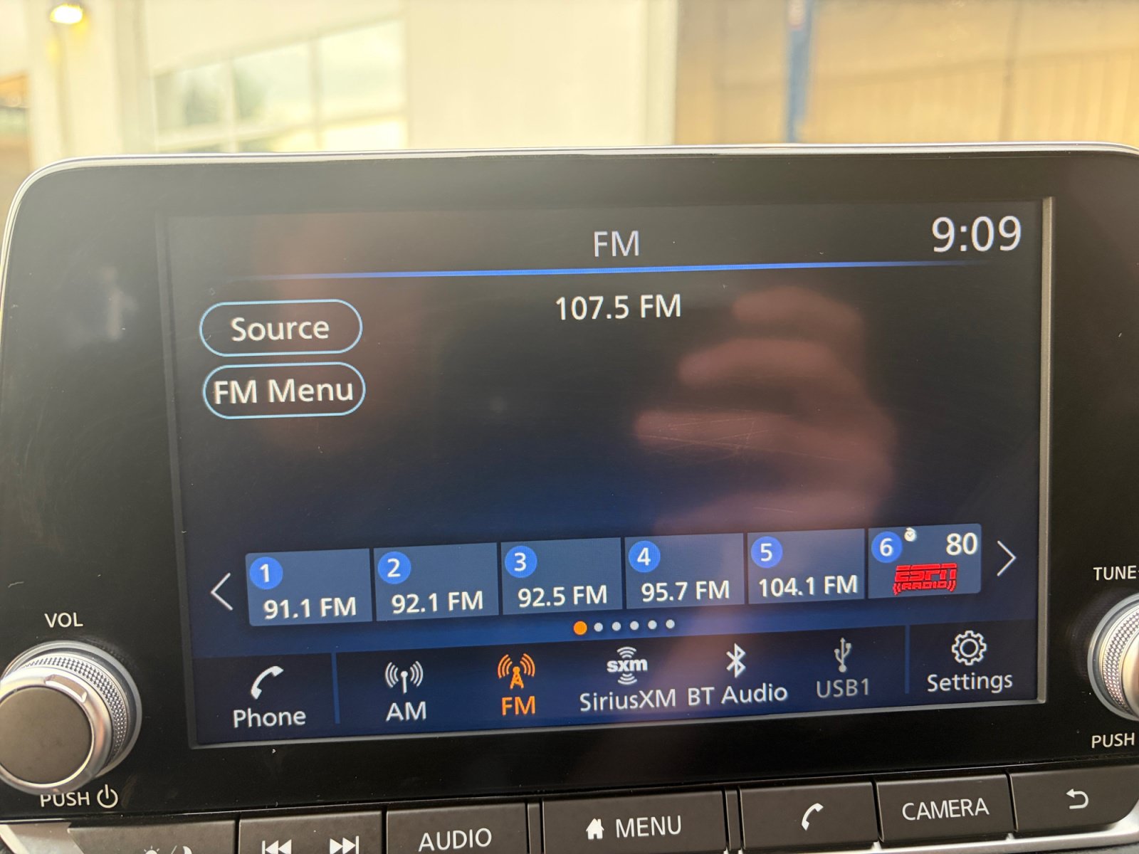 Used 2025 Nissan Sentra SV w/ All-Weather Package FWD image 21