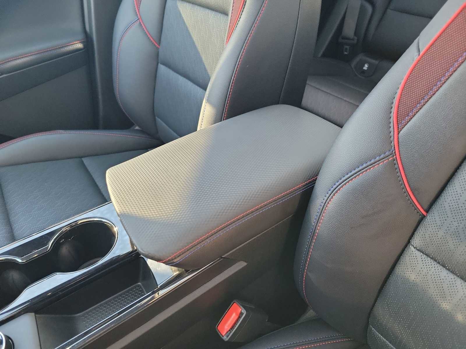 Used 2025 Chevrolet Equinox RS w/ Safety and Technology Package image 20