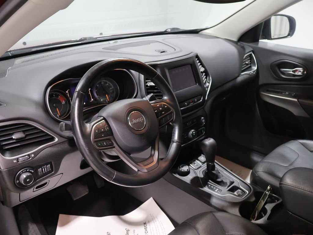 Used 2021 Jeep Cherokee Latitude Lux image 16