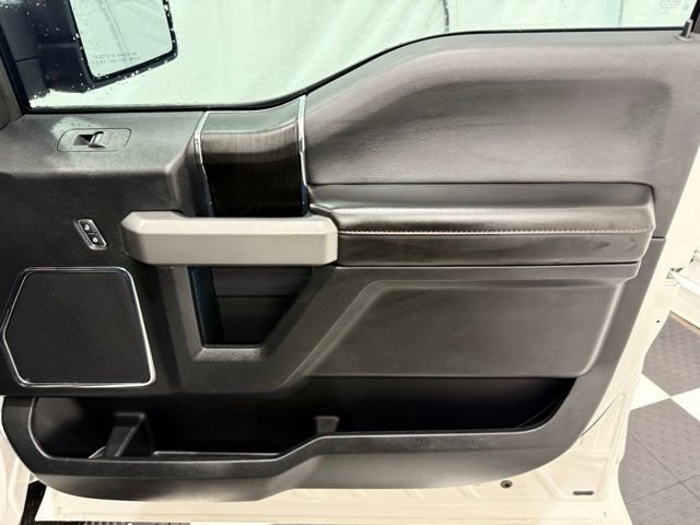 Used 2019 Ford F150 Platinum w/ Equipment Group 701A Luxury image 23