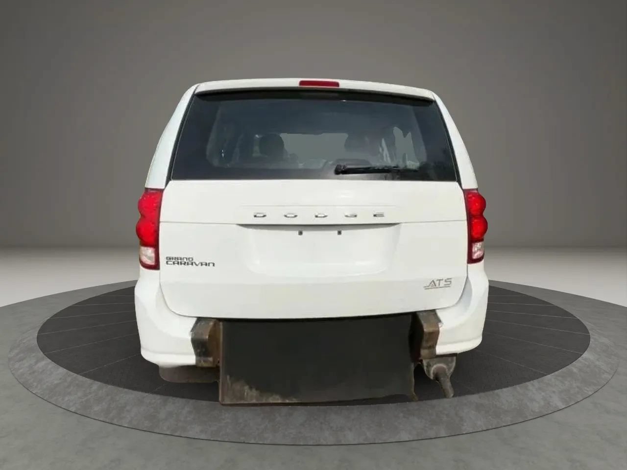 Used 2016 Dodge Grand Caravan American Value Package FWD image 3