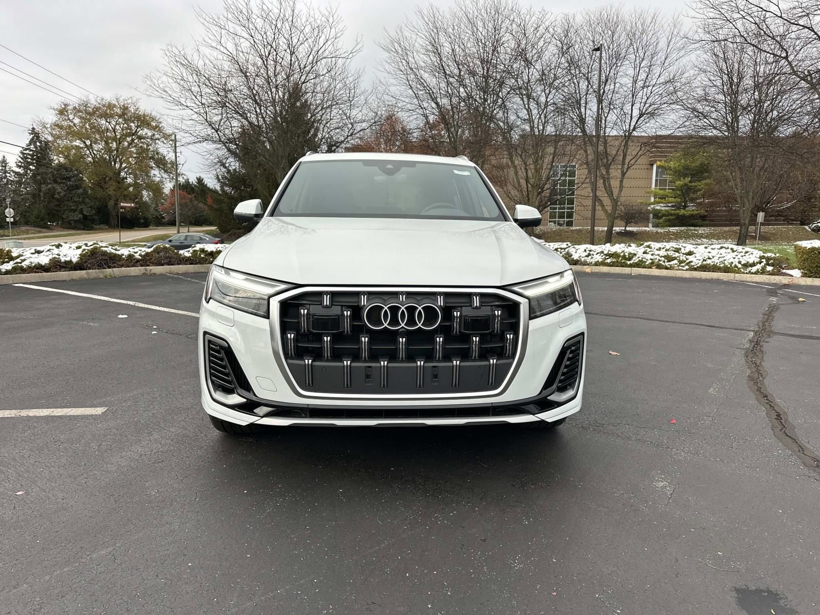 New 2025 Audi Q7 3.0T Premium Plus w/ Premium Plus Package image 2