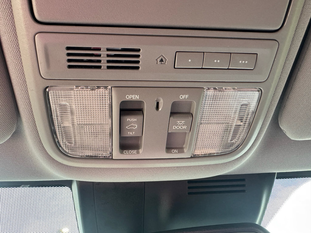 Certified 2021 Honda CR-V Touring image 23
